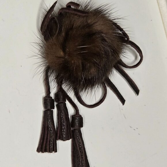 Vintage Soft  Brown Lamb Leather & Mink Brooch - Picture 1 of 4